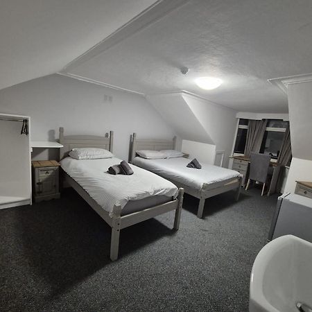 The Queens Hotel Cardenden Buitenkant foto