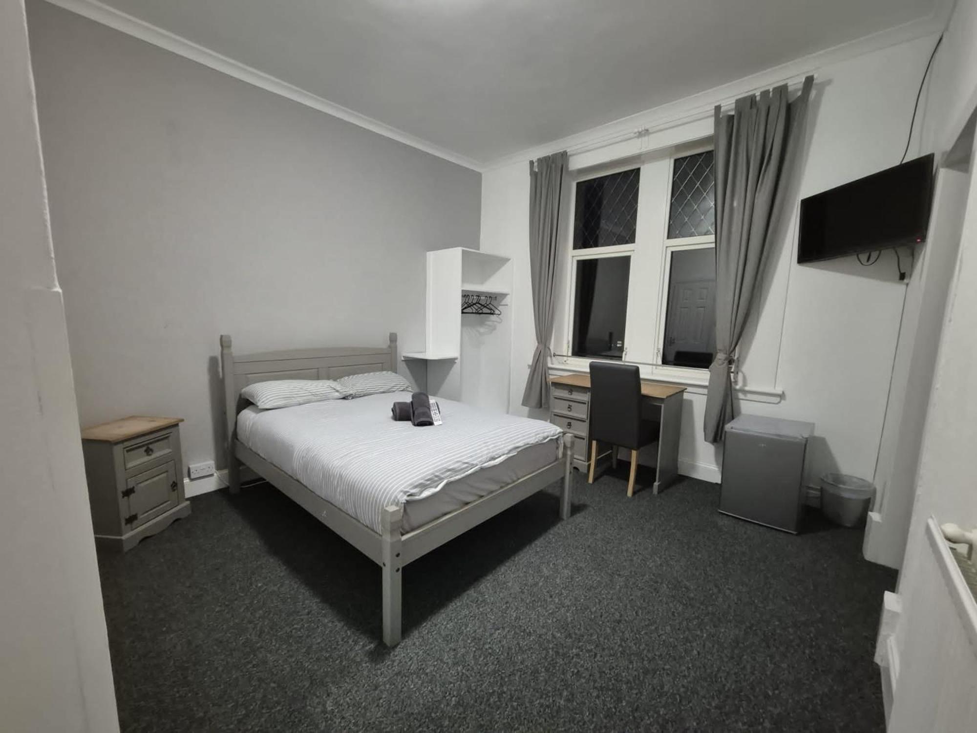The Queens Hotel Cardenden Buitenkant foto